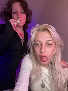 Dooubletroublee online show from 05.30.26