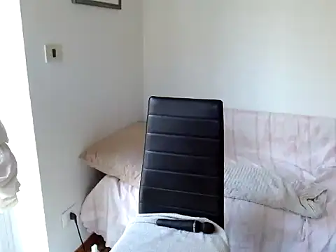 Snapshot of danasantoreal chatting on 10.09.25 danasantoreal online show from 10.09.25