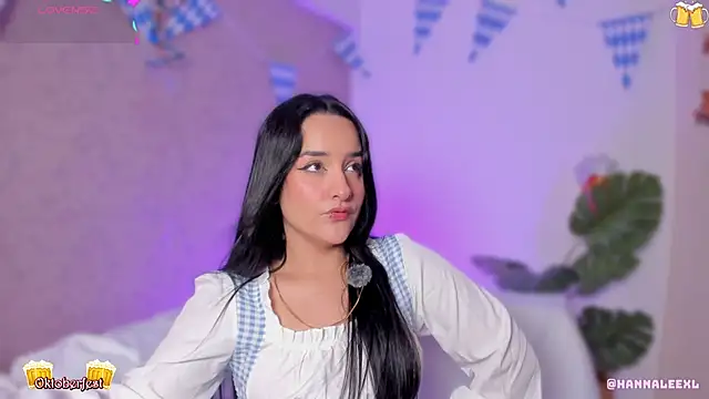 Snapshot of hanna_lee02 chatting on 10.02.25 hanna lee02 online show from 10.02.25