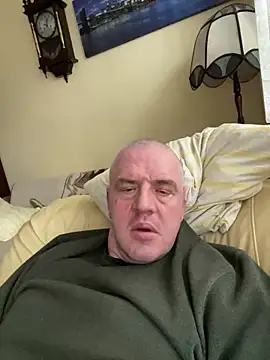 Snapshot of Evolite123 chatting on 01.19.25 Evolite123 online show from 01.19.25