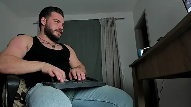 juliusmasters online show from 12.18.24