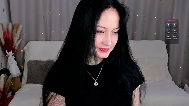 Snapshot of LisaMooore chatting on 01.01.25 LisaMooore online show from 01.01.25