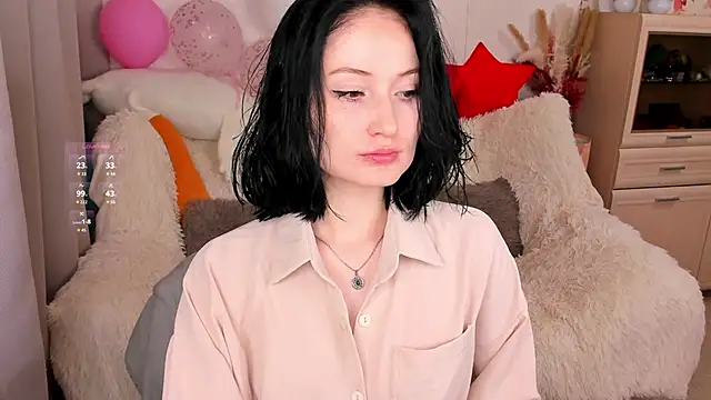 Snapshot of LisaMooore chatting on 04.22.26 LisaMooore online show from 04.22.26