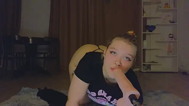 May aster online show from 09.28.25