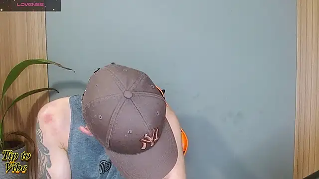 Mr WhiteCock online show from 11.23.25