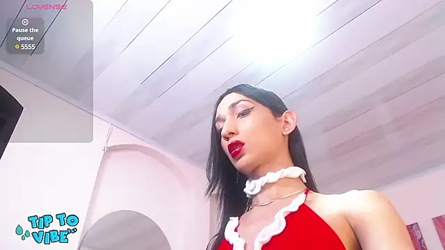 Snapshot of tamarafoxy_ chatting on 12.24.24 tamarafoxy online show from 12.24.24