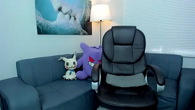 Snapshot of Angel_Dust18 chatting on 09.28.25 Angel Dust18 online show from 09.28.25