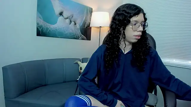 Snapshot of Angel_Dust18 chatting on 11.03.25 Angel Dust18 online show from 11.03.25