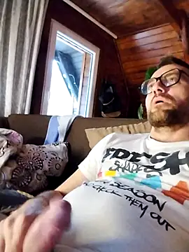 tomee83 online show from 12.16.25