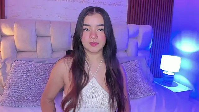 SophiaWylde online show from 12.29.24