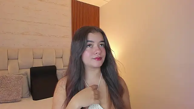SophiaWylde online show from 01.29.25