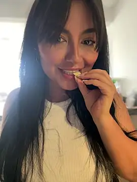 sukhakunis1 online show from 01.13.25