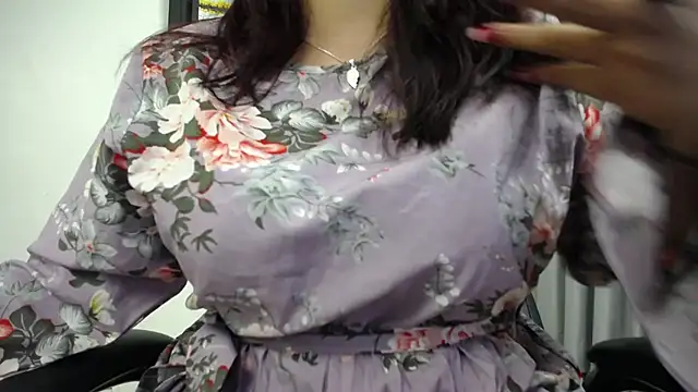 Snapshot of dayadubey_ chatting on 01.31.25 dayadubey online show from 01.31.25