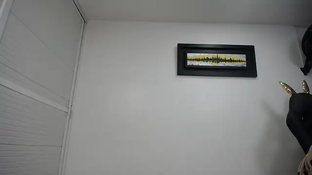 Snapshot of dayadubey_ chatting on 02.17.25 dayadubey online show from 02.17.25