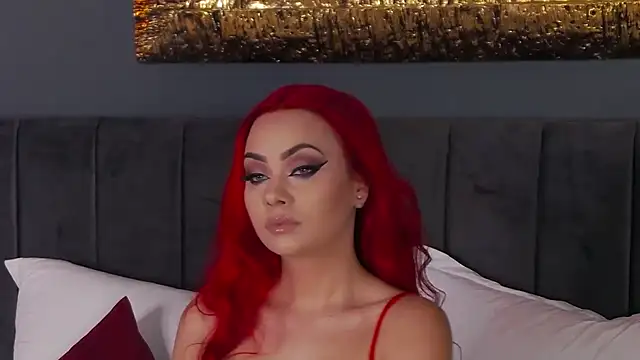 Emmelyn online show from 11.25.25