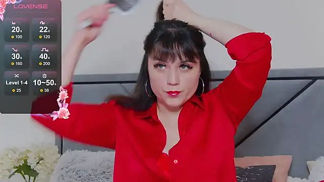 BellaHillss online show from 03.17.25