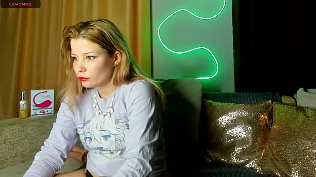 Leila purr18 online show from 02.07.25