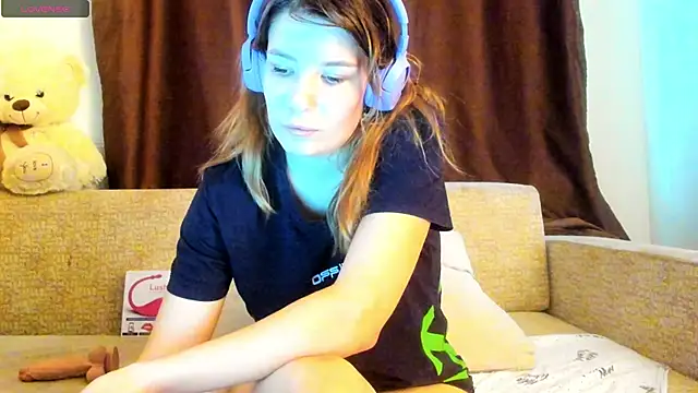 Leila purr18 online show from 09.12.25