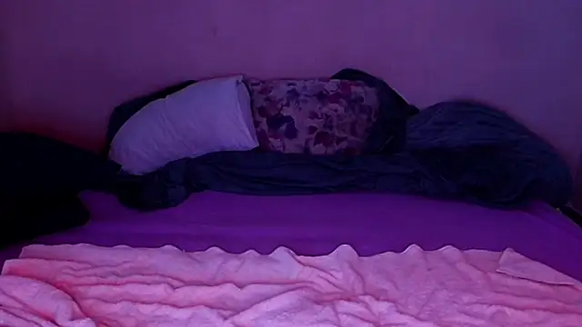 Snapshot of baphomet_from_ice chatting on 10.13.25 baphomet from ice online show from 10.13.25