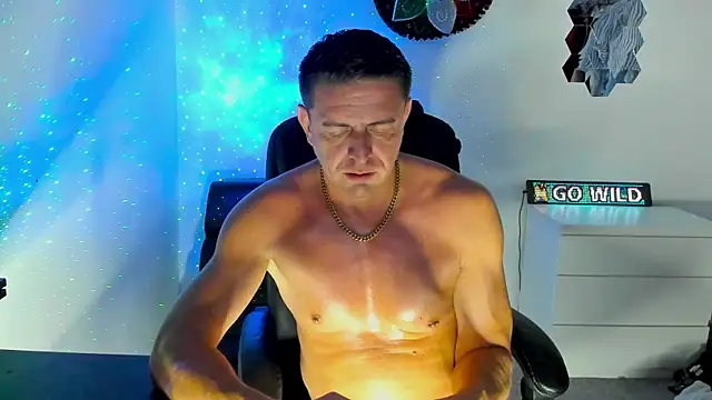 Snapshot of petr37pol chatting on 07.17.26 petr37pol online show from 07.17.26
