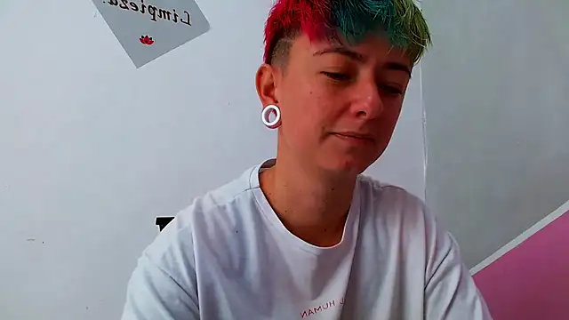 tomboyblue online show from 09.25.25