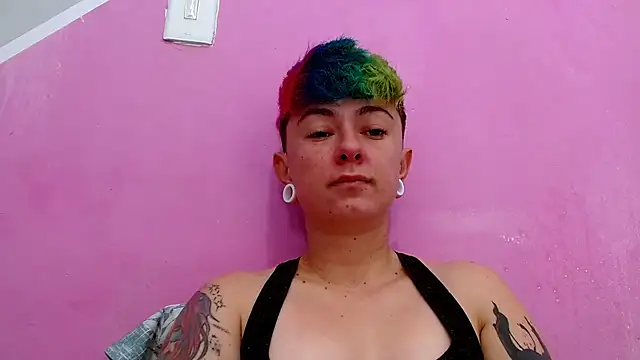 tomboyblue online show from 10.16.25