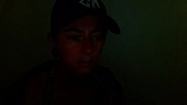 Snapshot of tomboyblue chatting on 03.11.26 tomboyblue online show from 03.11.26