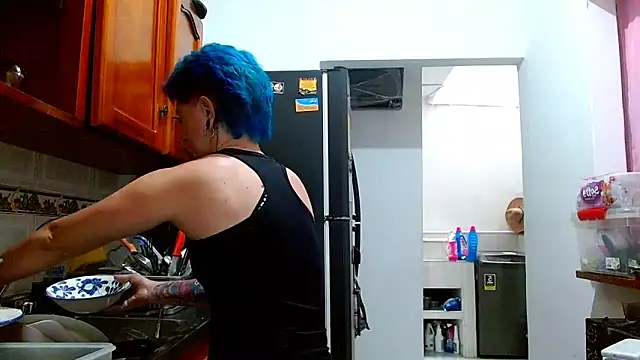 Snapshot of tomboyblue chatting on 03.25.26 tomboyblue online show from 03.25.26
