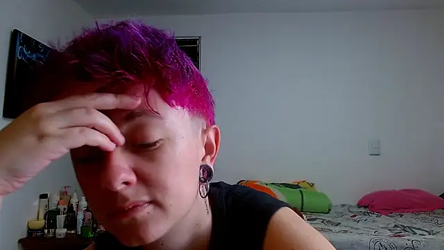 Snapshot of tomboyblue chatting on 05.15.26 tomboyblue online show from 05.15.26