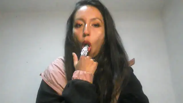 Snapshot of Amarista_Lovely6 chatting on 01.12.26 Amarista Lovely6 online show from 01.12.26