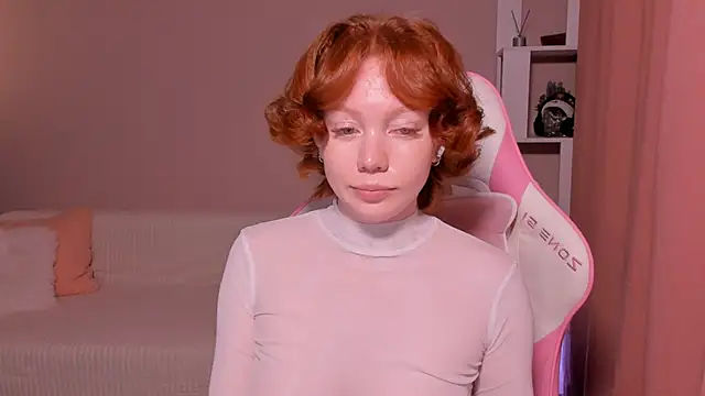 foxyMistrees online show from 01.05.25