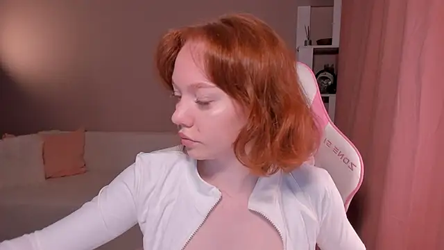 foxyMistrees online show from 03.10.25
