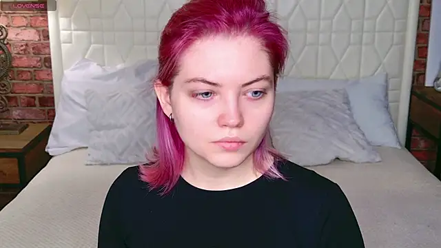 Lisa Adam online show from 10.02.25