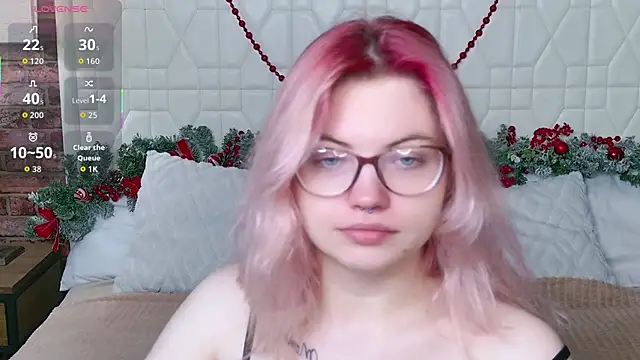 Lisa Adam online show from 12.16.25