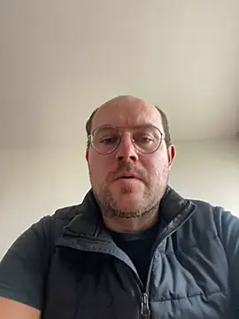 Snapshot of porompomperro chatting on 12.27.24 porompomperro online show from 12.27.24