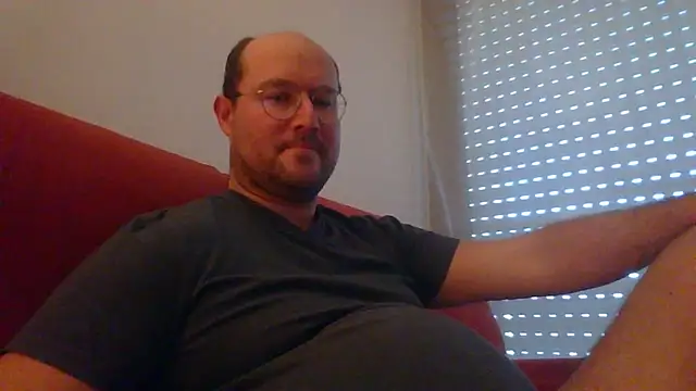 Snapshot of porompomperro chatting on 01.06.25 porompomperro online show from 01.06.25