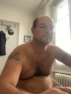 Snapshot of porompomperro chatting on 09.18.25 porompomperro online show from 09.18.25
