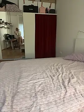 MariaValentine online show from 01.16.26