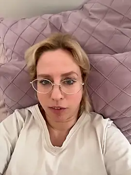 MariaValentine online show from 03.19.26