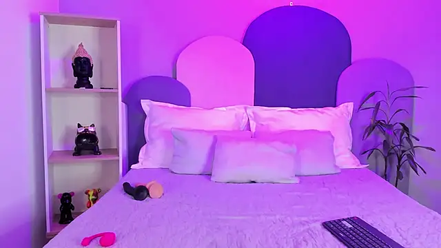 Snapshot of SophieGomez22 chatting on 02.07.26 SophieGomez22 online show from 02.07.26