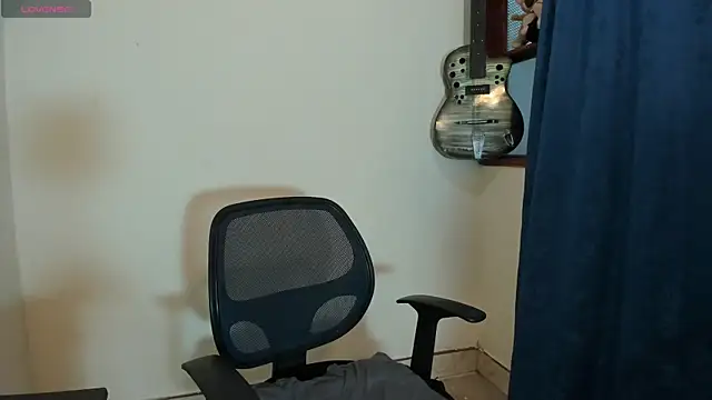 Ares Johnson online show from 03.04.25