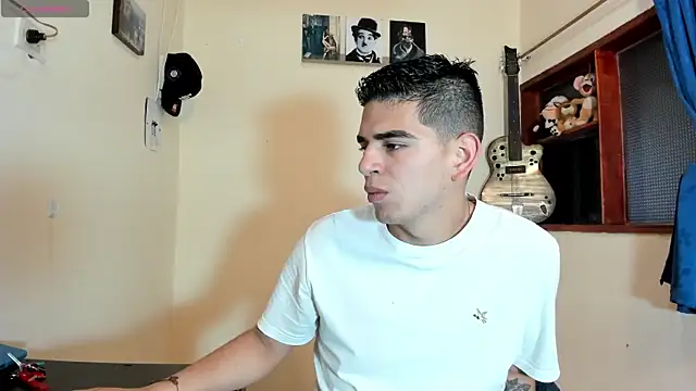 Ares Johnson online show from 03.08.25