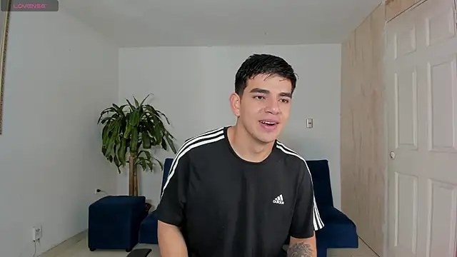 Ares Johnson online show from 10.13.25