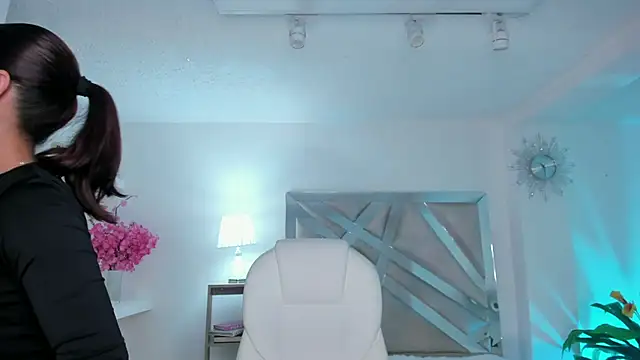 Ludovika mattson online show from 01.20.25