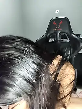 Livia Diaz online show from 04.13.26