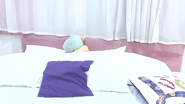 LexiiBloom online show from 02.02.25