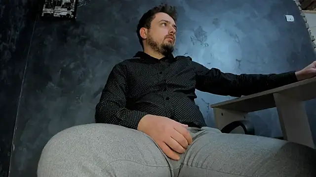 Snapshot of Master_Mark_Wayne chatting on 02.16.26 Master Mark Wayne online show from 02.16.26