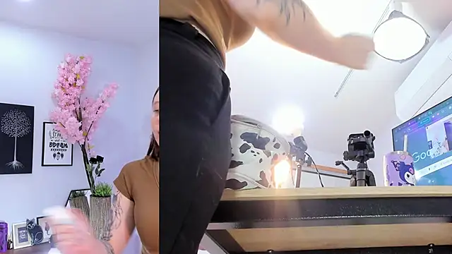 Snapshot of Siouxsie_cenobite chatting on 01.07.26 Siouxsie cenobite online show from 01.07.26