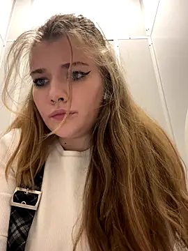 Snapshot of Holy_Tereza chatting on 12.01.24 Holy Tereza online show from 12.01.24