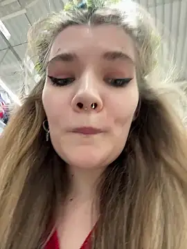 Snapshot of Holy_Tereza chatting on 12.24.24 Holy Tereza online show from 12.24.24